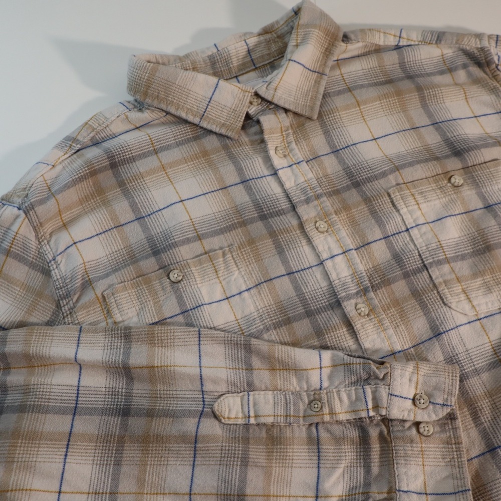Goodfellow & Co Men's 2XL Beige/Gray Plaid Flannel Button-Down w/ Pockets
